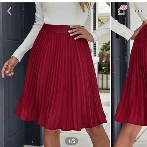 Burgundy pleated flared skirt